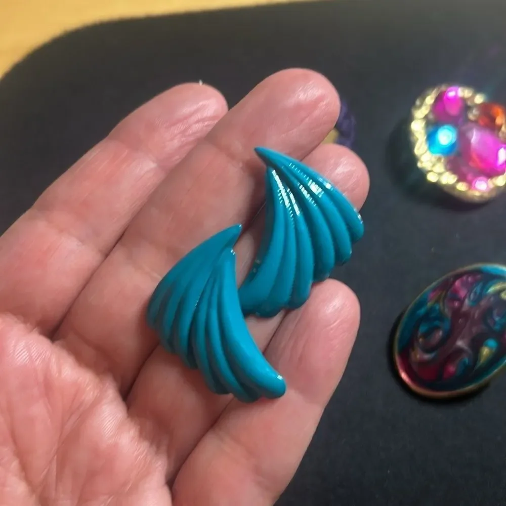 Lot of vintage 80’s statement earrings